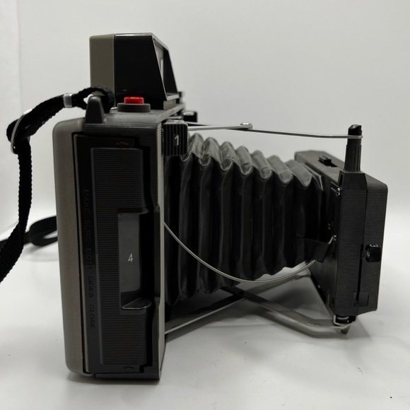 Polaroid Model 420 Vintage Instant Film Camera Packfilm - Picture 4 of 15